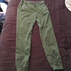 Bullhead pants